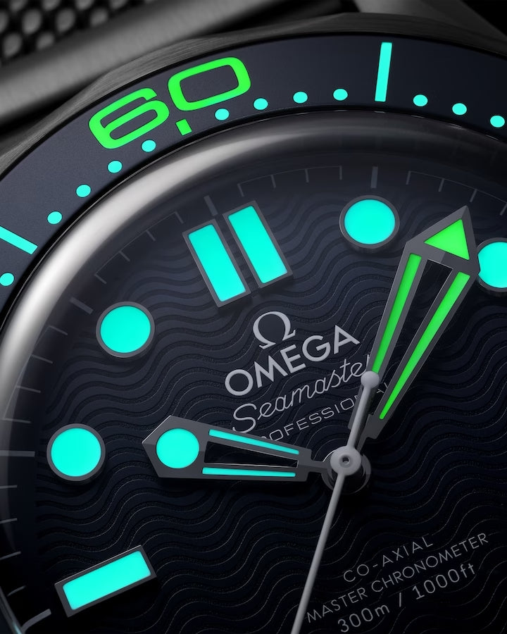 Relógio Seamaster Diver 300M 42mm James Bond 60th anniversary