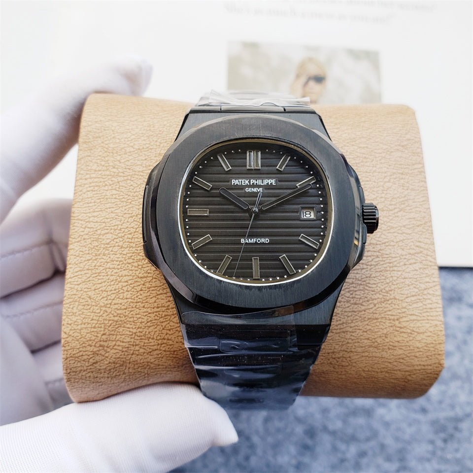 Relógio Nautillus Black 41mm